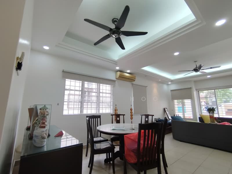 Puteri 12 untuk Untuk Disewa - RM 2,800 /bulan, Mac 2026 - Living Room - PropertyGuru.com.my