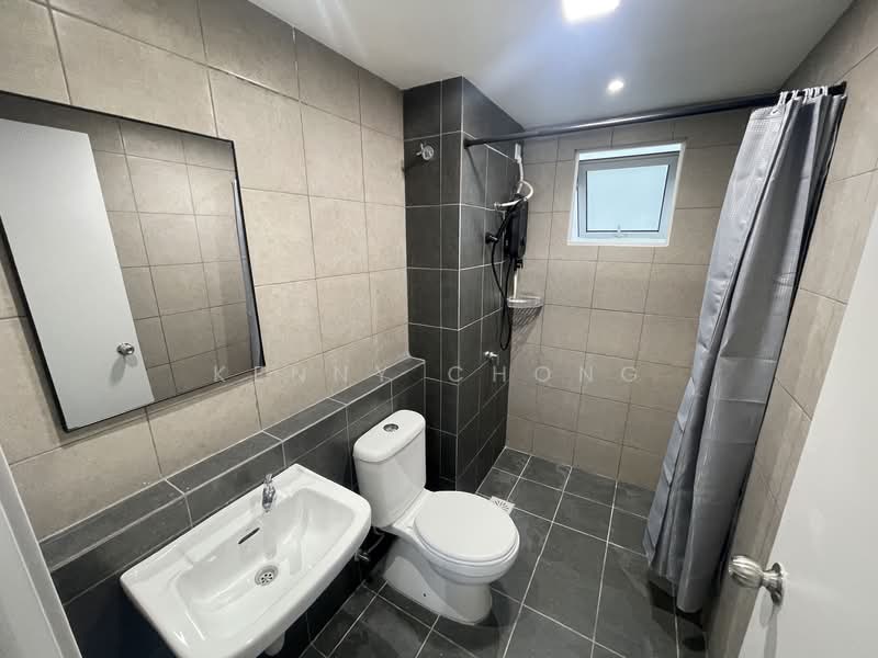Condominium for Rent at Residensi Dutamas Dahlia - Kenny Chong - Bathroom - PropertyGuru.com.my