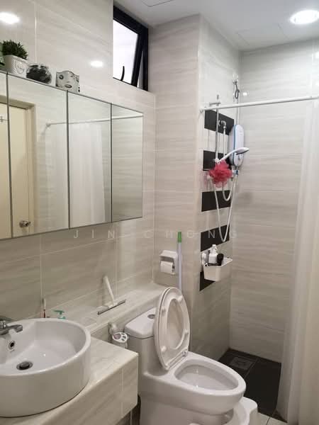 Service Residence for Rent at D'Summit Residences - Jin Chong - Bathroom - PropertyGuru.com.my
