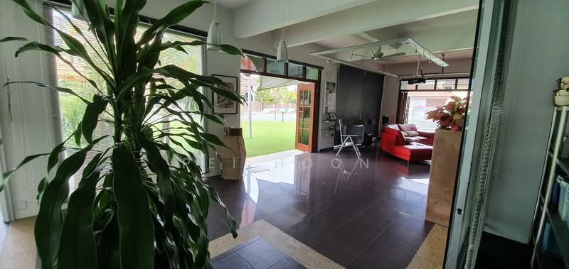 Double storey Semi D Corner lot at Batu Ferringhi untuk Untuk Dijual - RM 1,880,000, Mac 2026 - Living Room - PropertyGuru.com.my