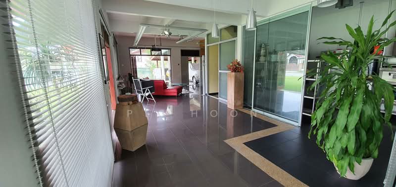 Double storey Semi D Corner lot at Batu Ferringhi untuk Untuk Dijual - RM 1,880,000, Mac 2026 - Living Room - PropertyGuru.com.my