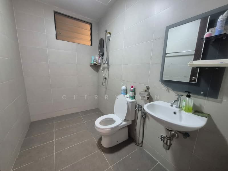 Condominium for Rent at Ken Rimba Condominium 1 - Cherry Tan - Bathroom - PropertyGuru.com.my