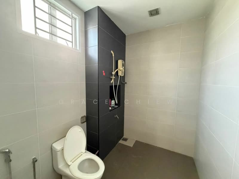 2-storey Terraced House for Sale in Kulai (Johor) - Grace Chiew - Bathroom - PropertyGuru.com.my