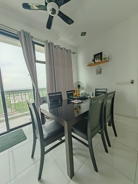 Service Residence for Sale at The Sky Executive Suites - Grace Chiew - Dining Room - PropertyGuru.com.my