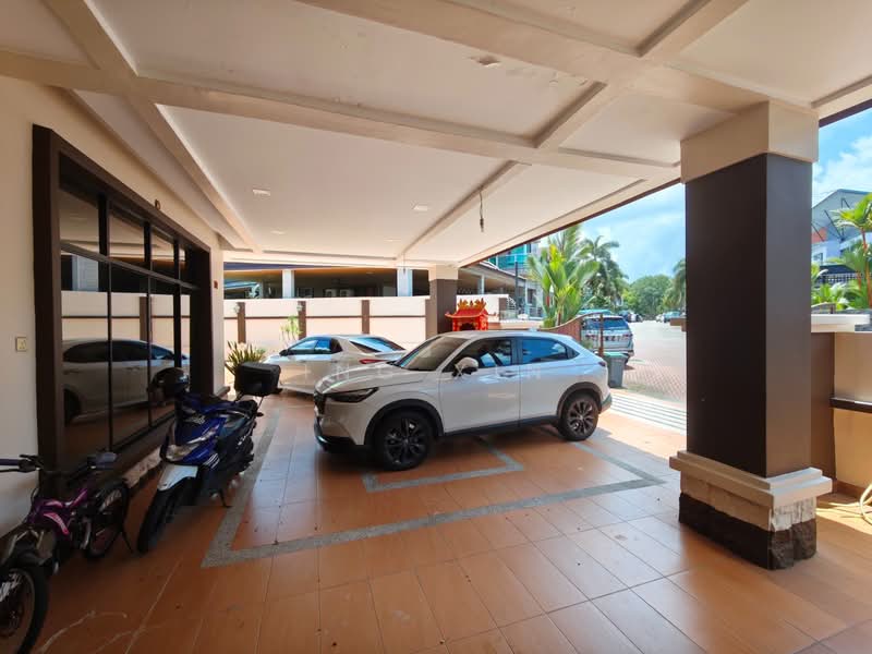 Semi-Detached House for Sale in Indahpura Iris Park (Kulai) - Ing Xin - Exterior - PropertyGuru.com.my