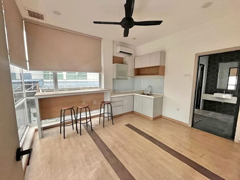 Nusa Cemerlang Nusas Cemerlangs untuk Untuk Disewa - RM 46,000 /bulan, Mac 2026 - Kitchen - PropertyGuru.com.my