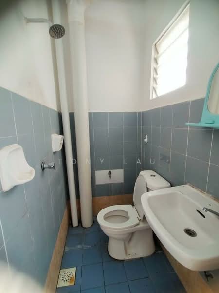 Apartment for Rent at Residensi Bistaria - Tony Lau - Bathroom - PropertyGuru.com.my
