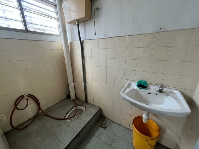 Taman Merdeka untuk Untuk Dijual - RM 310,000, Apr 2026 - Bathroom - PropertyGuru.com.my
