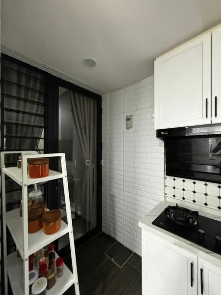 2-storey Terraced House for Sale in U16, Elmina Gardens (Shah Alam) - Vicky G. - Kitchen - PropertyGuru.com.my