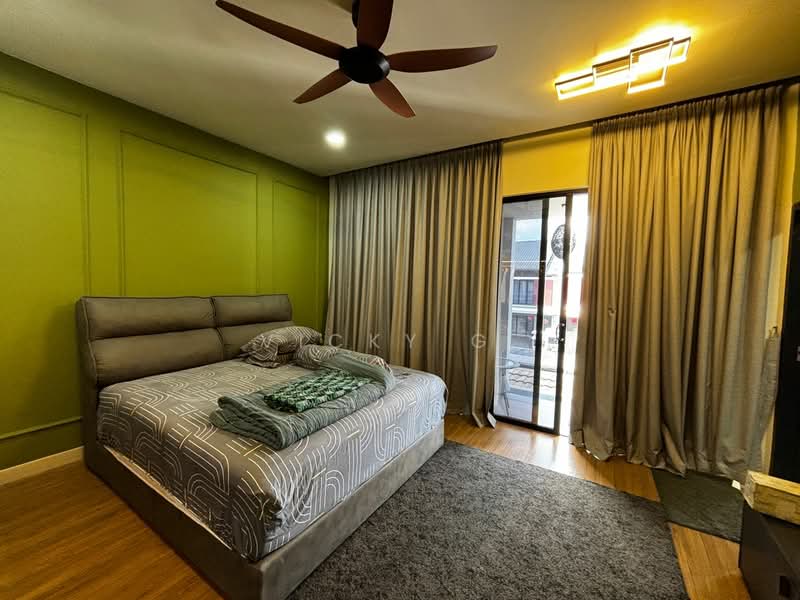 2-storey Terraced House for Sale in U16, Elmina Gardens (Shah Alam) - Vicky G. - Bedroom - PropertyGuru.com.my