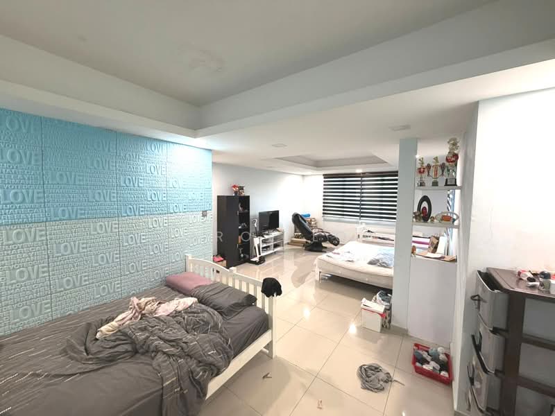 Link Bungalow for Sale in Taman Austin Perdana (Tebrau) - Carol Low - Bedroom - PropertyGuru.com.my