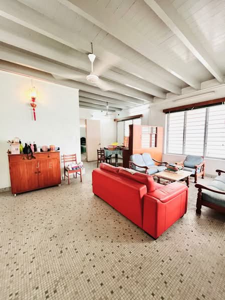 Taman Besi untuk Untuk Dijual - RM 1,400,000, Mac 2026 - Living Room - PropertyGuru.com.my