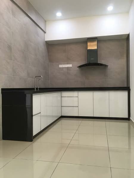 Solaria Residences untuk Untuk Dijual - RM 590,000, Apr 2026 - Kitchen - PropertyGuru.com.my