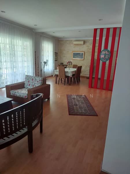 Rumah Teres 2 Tingkat untuk Dijual di Kota Kemuning (Shah Alam) - Ryan Wan - Living Room - PropertyGuru.com.my