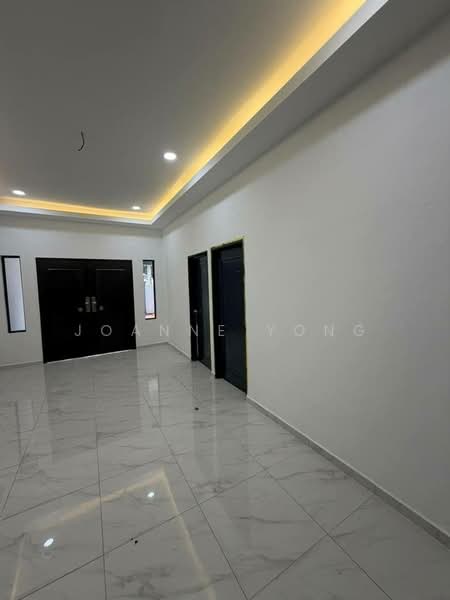 1-storey Terraced House for Sale in Kulai (Johor) - Joanne Yong - Entrance - PropertyGuru.com.my
