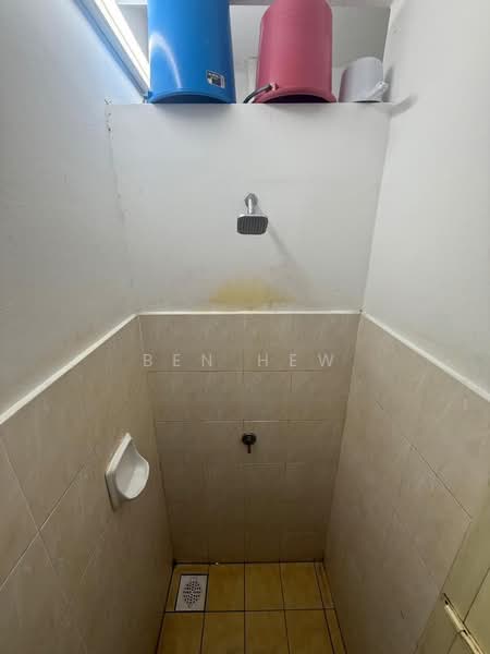 Pangsapuri Setia Vista untuk Untuk Dijual - RM 230,000, Mac 2026 - Bathroom - PropertyGuru.com.my