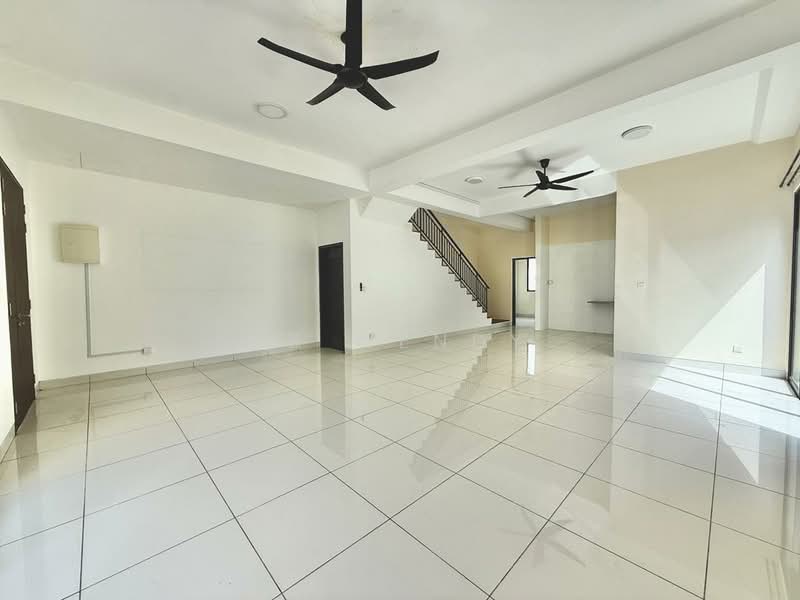 2-storey Terraced House for Sale in Taman JP Perdana (Johor Bahru) - JB Wendy - Living Room - PropertyGuru.com.my
