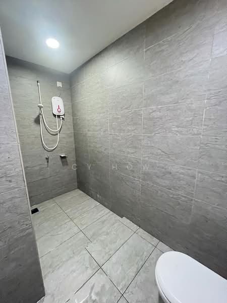 Service Residence for Rent at Woodsbury Suites - CY How - Bathroom - PropertyGuru.com.my