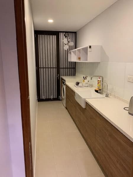 Shorefront Residences untuk Untuk Dijual - RM 2,900,000, Mac 2026 - Kitchen - PropertyGuru.com.my