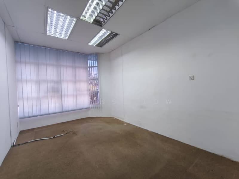 Shop for Rent in Taman Munsyi Ibrahim (Johor Bahru) - Melissa Low - Interior - PropertyGuru.com.my