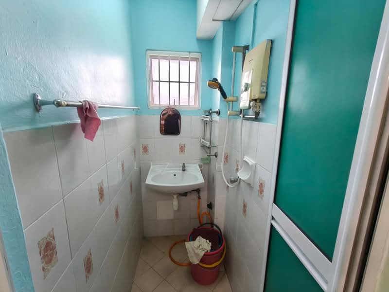 Aman Dua untuk Untuk Disewa - RM 1,100 /bulan, Mac 2026 - Bathroom - PropertyGuru.com.my