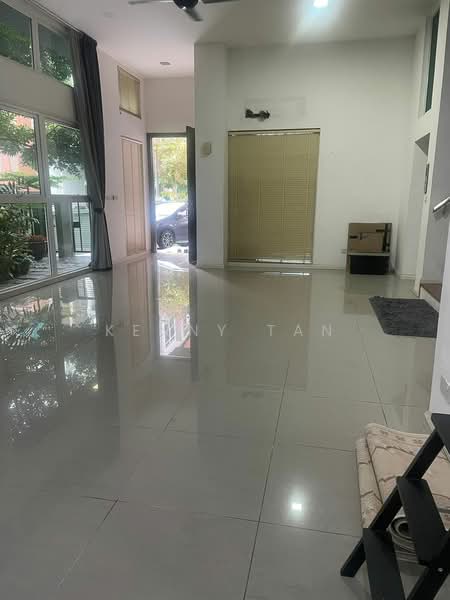 Semi-Detached House for Sale in Damansara Perdana (Selangor) - Kenny Tan - Living Room - PropertyGuru.com.my
