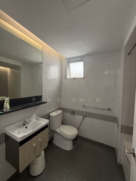 Servis Apartment untuk Disewa di i-Zen @ Kiara 1 - Ping Shin - Bathroom - PropertyGuru.com.my