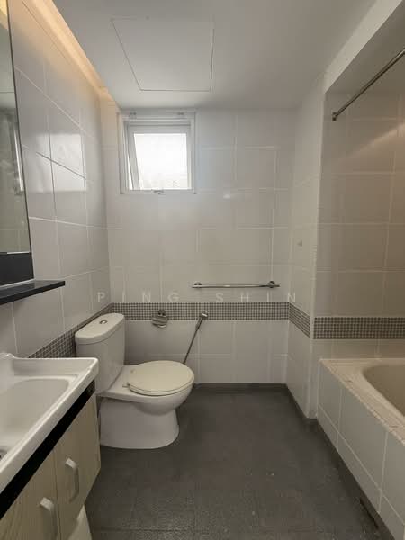 Servis Apartment untuk Disewa di i-Zen @ Kiara 1 - Ping Shin - Bathroom - PropertyGuru.com.my