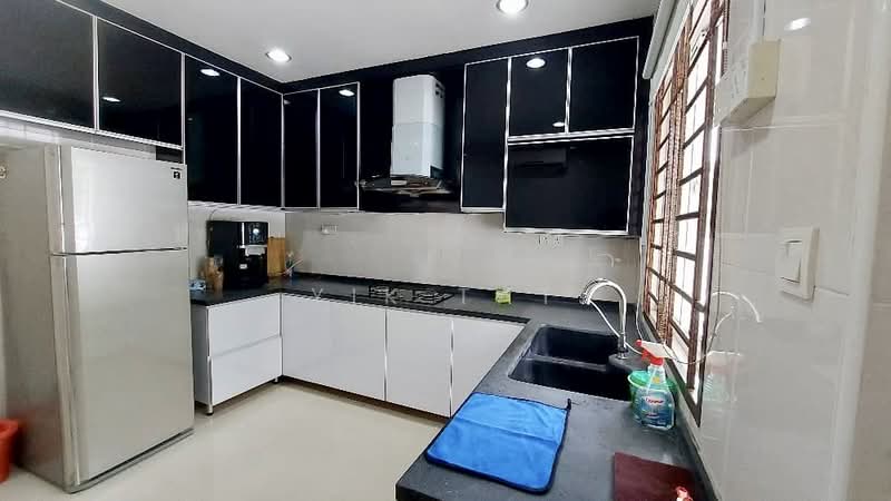Bukit Kempas Bukits Kempas untuk Untuk Dijual - RM 1,680,000, Mac 2026 - Kitchen - PropertyGuru.com.my
