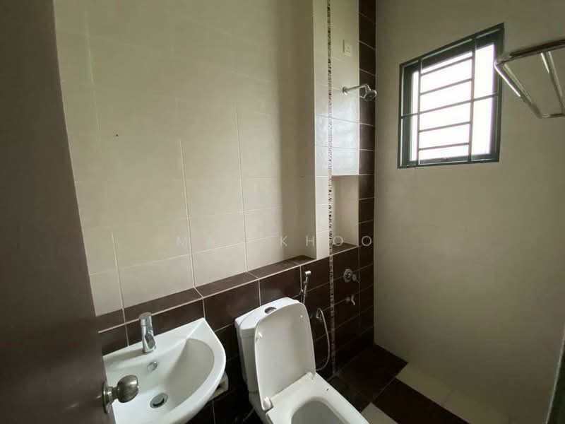2-storey Terraced House for Sale in East Ledang (Iskandar Puteri (Nusajaya)) - May Khoo - Bathroom - PropertyGuru.com.my
