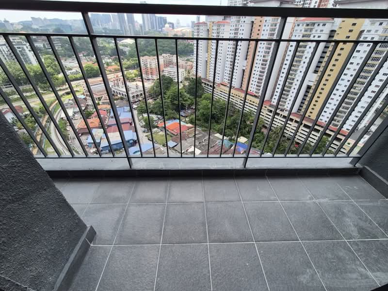 Pangsapuri untuk Disewa di Residensi Max - Ray Oh - Balcony - PropertyGuru.com.my