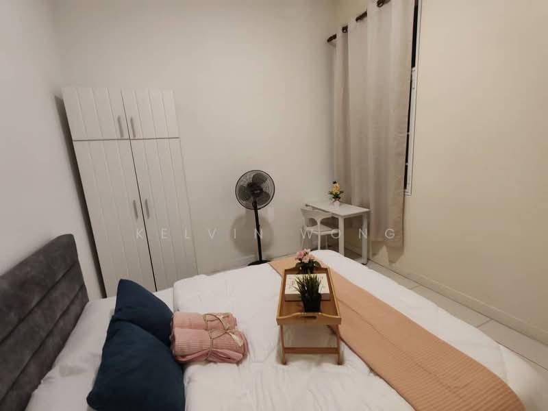 Service Residence for Sale at Skypod Residence - Kelvin Wong - Bedroom - PropertyGuru.com.my