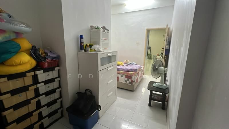 2.5-storey Terraced House for Sale in Balakong (Selangor) - Eddy Chin - Bedroom - PropertyGuru.com.my
