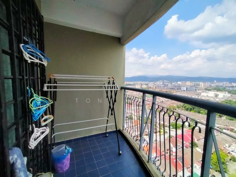 Pandan Ville Condominium untuk Untuk Disewa - RM 1,800 /bulan, Mac 2026 - Balcony - PropertyGuru.com.my