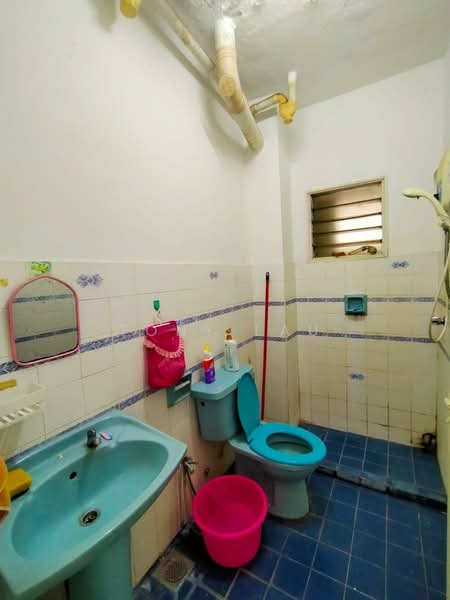 Pandan Ville Condominium untuk Untuk Disewa - RM 1,800 /bulan, Mac 2026 - Bathroom - PropertyGuru.com.my