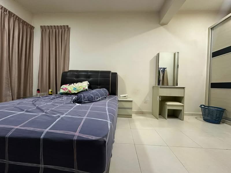 Service Residence for Sale at The Garden Residences - Braden Tan - Bedroom - PropertyGuru.com.my