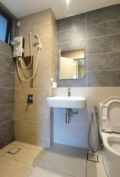 Service Residence for Rent at Setia City Residences - Wong Yuan Kong - Bathroom - PropertyGuru.com.my