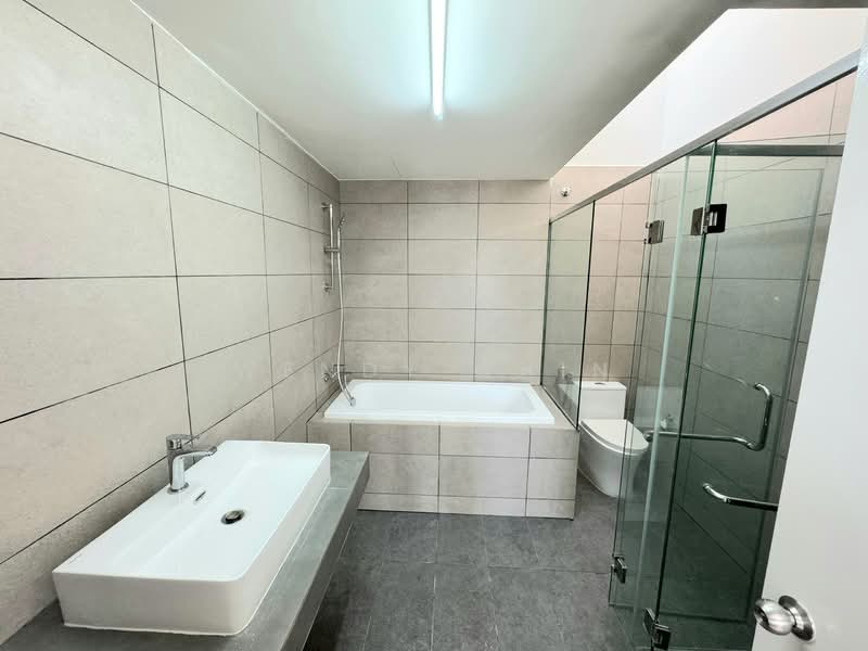 TAMAN PUCHONG TEKALI untuk Untuk Disewa - RM 2,500 /bulan, Mac 2026 - Bathroom - PropertyGuru.com.my