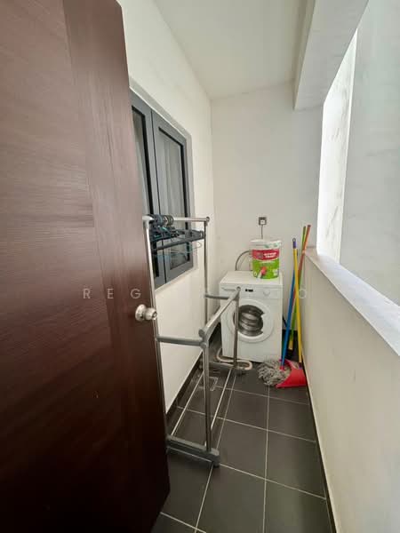Service Residence for Rent at V@SUMMERPLACE - Regine Foo - Balcony - PropertyGuru.com.my