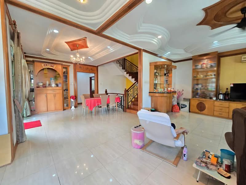 Semi-Detached House for Sale in Taman Redang (Johor Bahru) - Kok Hui - Living Room - PropertyGuru.com.my