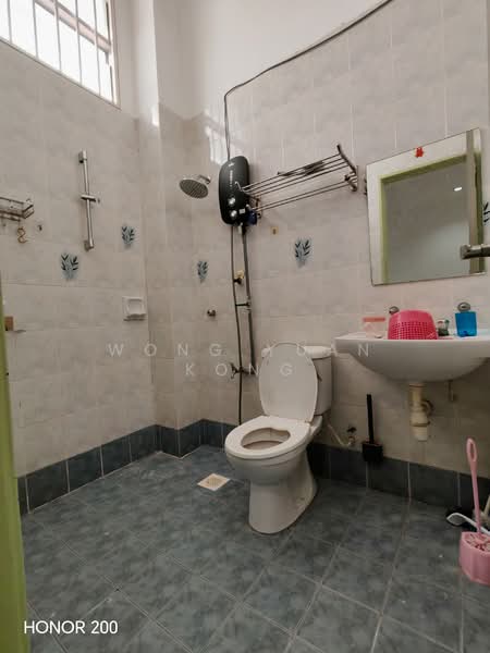 2-storey Terraced House for Rent in Setia Impian (Setia Alam) - Wong Yuan Kong - Bathroom - PropertyGuru.com.my
