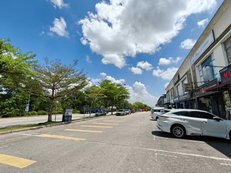 Taman Sri Pulai Perdana untuk Untuk Disewa - RM 3,100 /bulan, Mac 2026 - Exterior - PropertyGuru.com.my