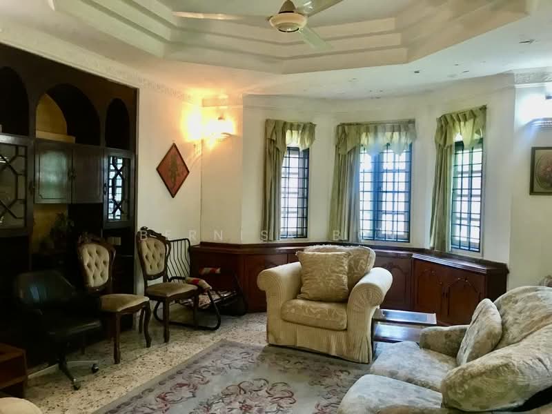 Bungalow for Sale in SS 3, Taman Universiti (Petaling Jaya) - Bernisa Bon - Living Room - PropertyGuru.com.my
