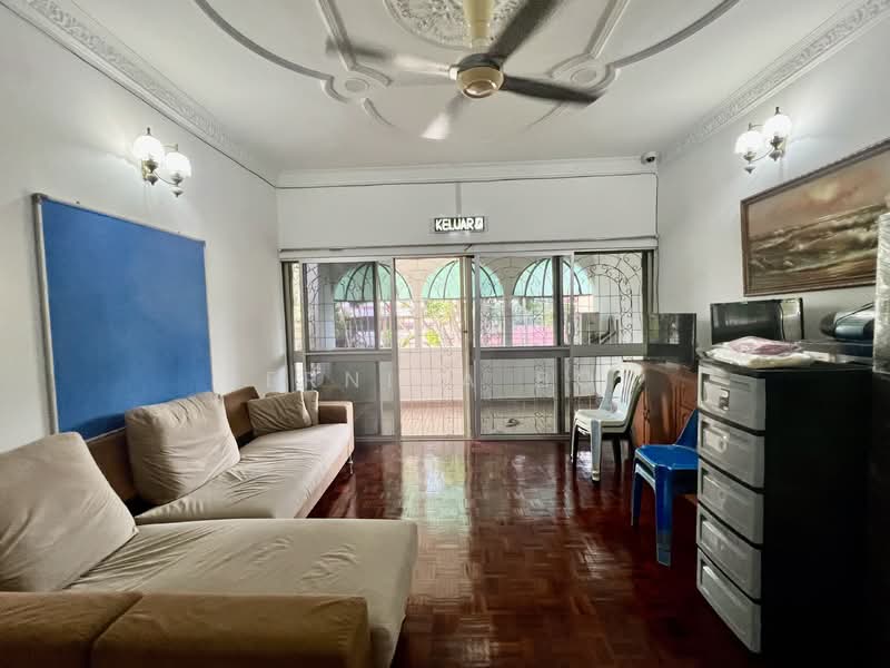 Bungalow House untuk Dijual di SS 3, Taman Universiti (Petaling Jaya) - Bernisa Bon - Living Room - PropertyGuru.com.my
