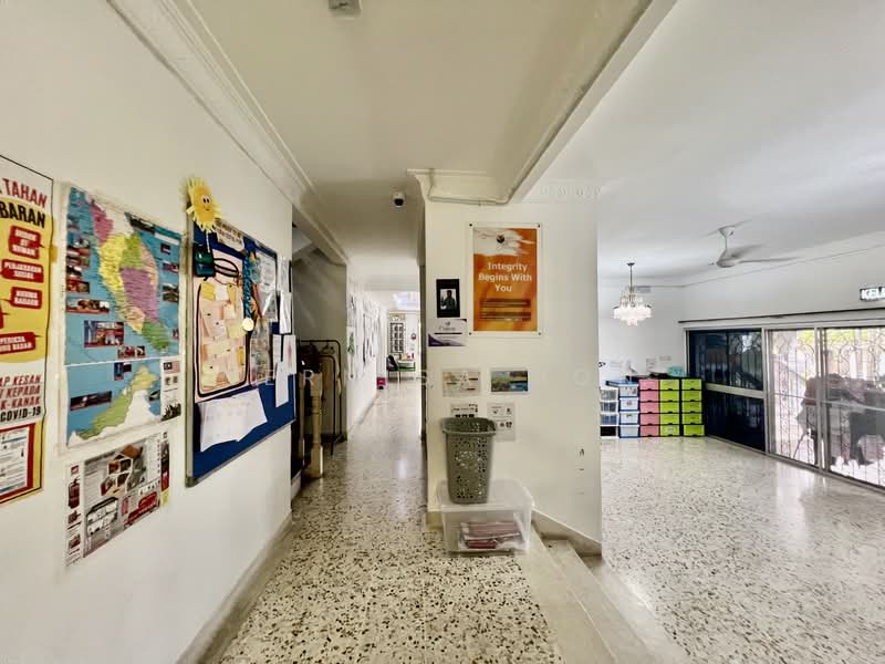 Bungalow House untuk Dijual di SS 3, Taman Universiti (Petaling Jaya) - Bernisa Bon - Corridor - PropertyGuru.com.my