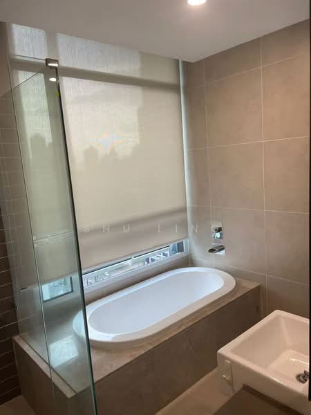 Kondominium untuk Dijual di The Manhattan - Shu Ling - Bathroom - PropertyGuru.com.my