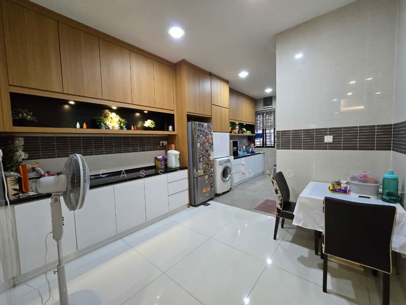 2-storey Terraced House for Sale in Bandar Kinrara Seksyen 1 (Bandar Kinrara) - Cassey Yong - Kitchen - PropertyGuru.com.my