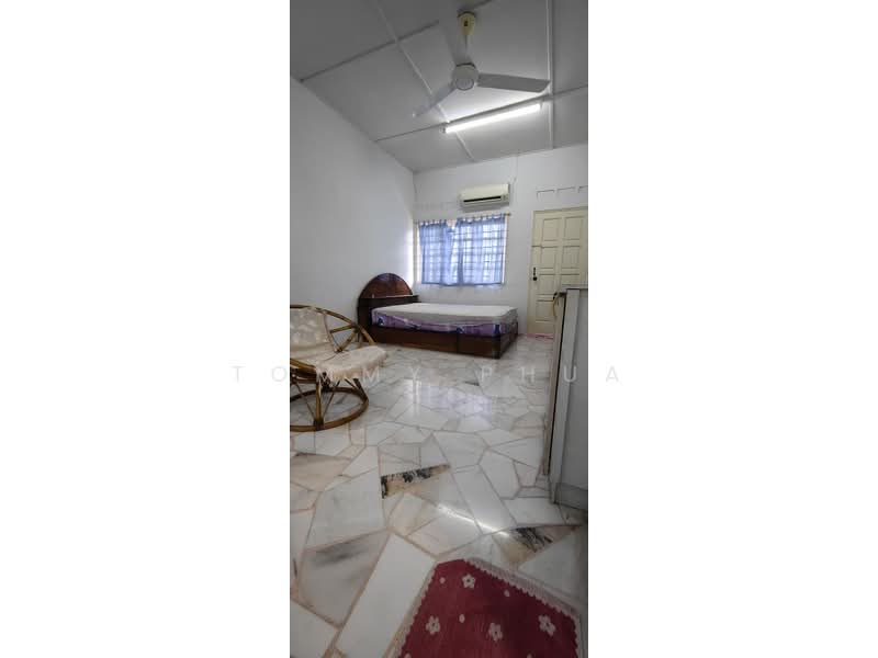 2-storey Terraced House for Rent in Taman Johor Jaya (Johor Bahru) - Tommy Phua - PropertyGuru.com.my