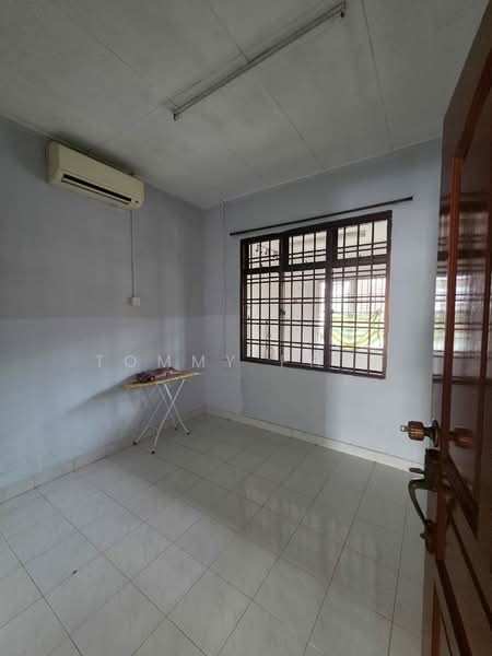 1-storey Terraced House for Rent in Taman Puteri Wangsa (Ulu Tiram) - Tommy Phua - Interior - PropertyGuru.com.my