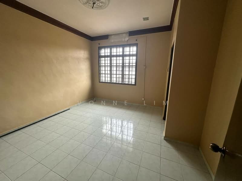 2-storey Terraced House for Sale in Taman Bukit Dahlia (Pasir Gudang) - Yvonne Lim - Interior - PropertyGuru.com.my